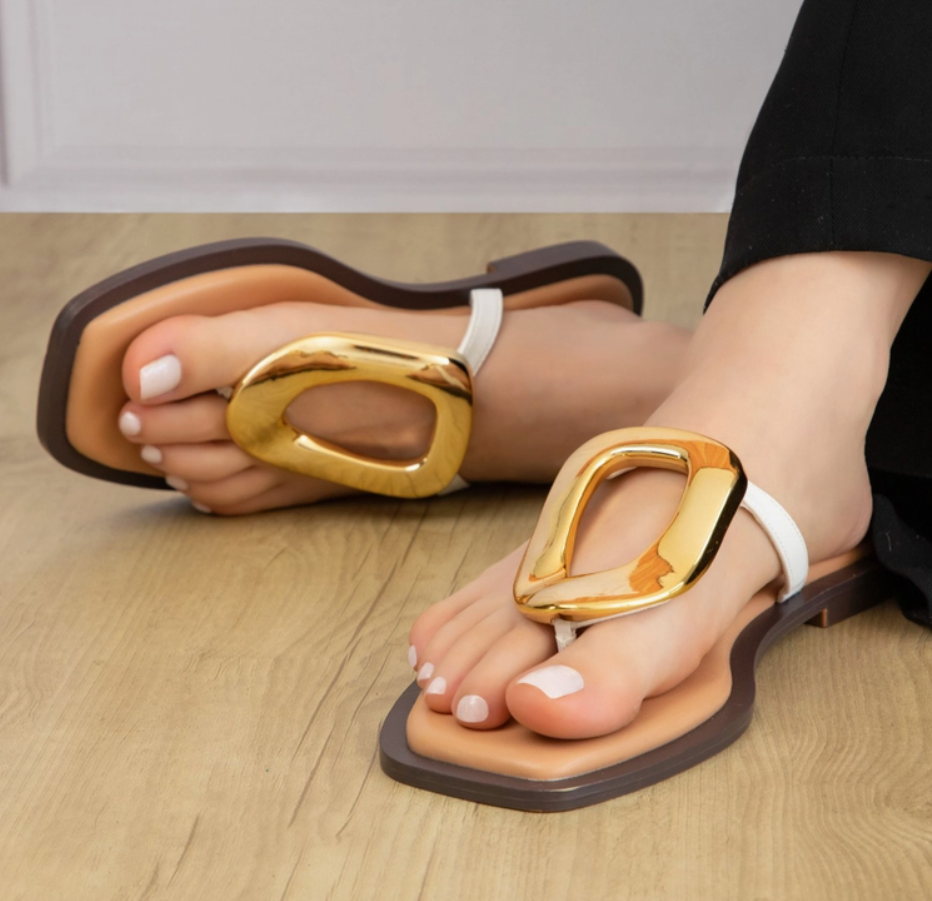 Avas Sandals