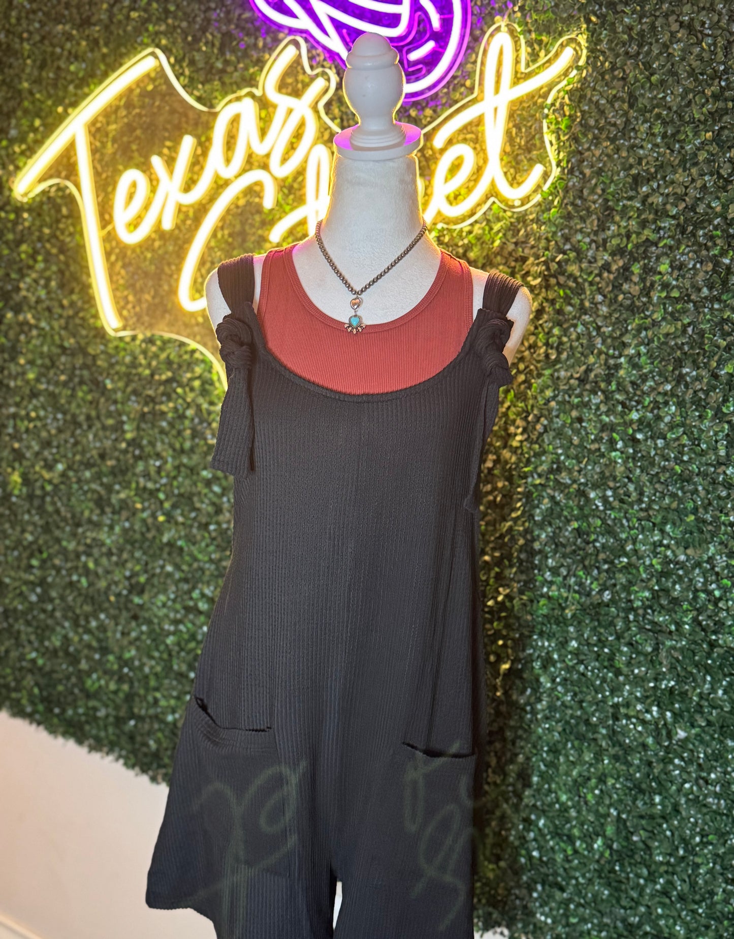 Twist Knitted Knot Strap Pocket Romper